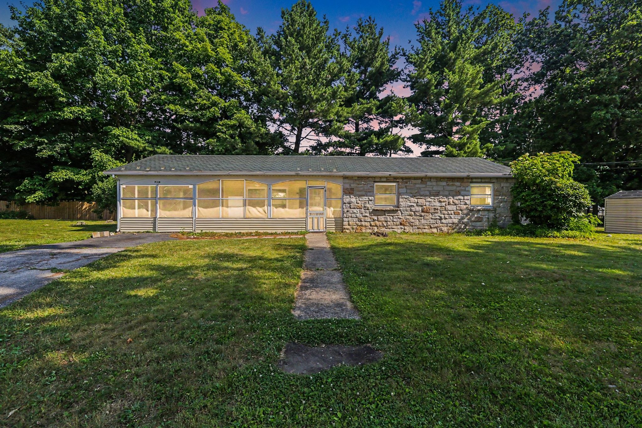 7610 Grove Ave.